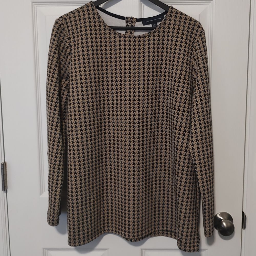 Houndstooth Long Sleeve Top